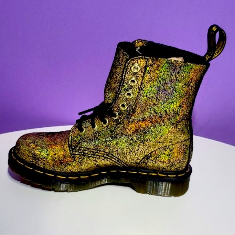 Dr.Martens Pascal Gold Iridescent Crackle - Picture 9 of 10